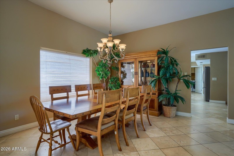 07-Dining Room
