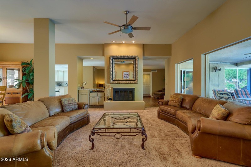 08-Living Room