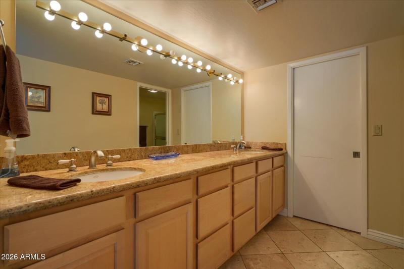 23-Master Bathroom
