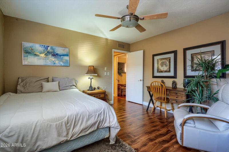 25-Bedroom 2