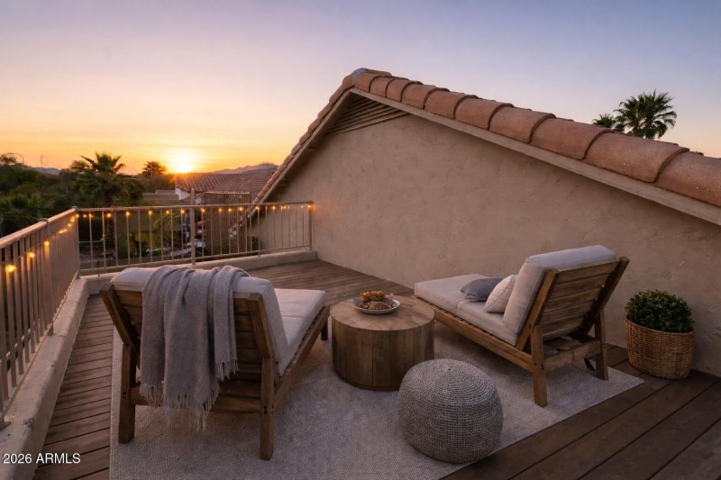 Virtually staged balcony