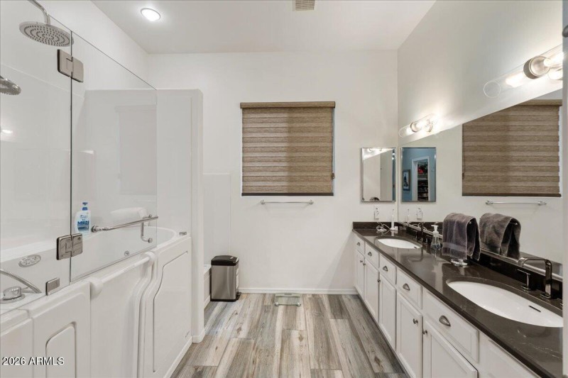 15-Primary Bathroom