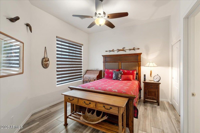 18-Guest Bedroom