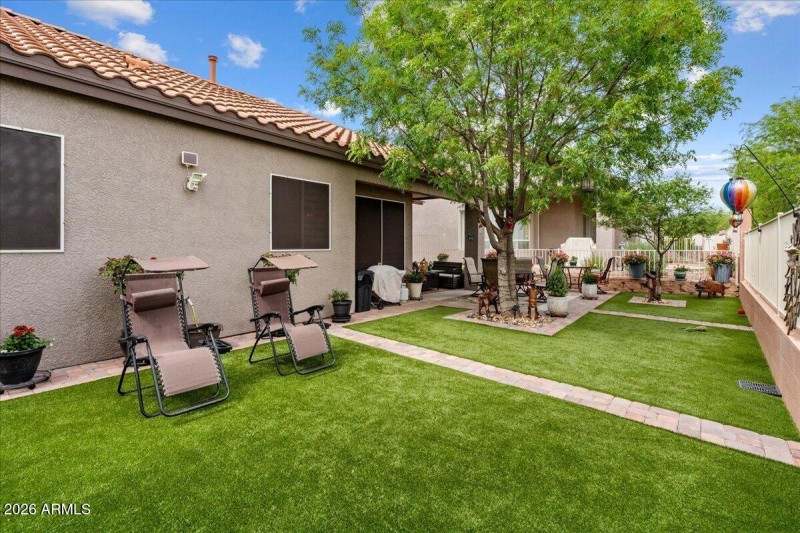 25-Backyard