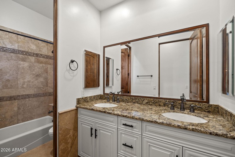 26-web-or-mls-24027-s-121st-pl