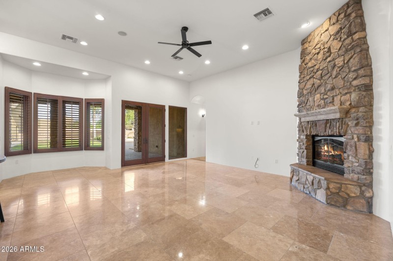 30-web-or-mls-24027-s-121st-pl