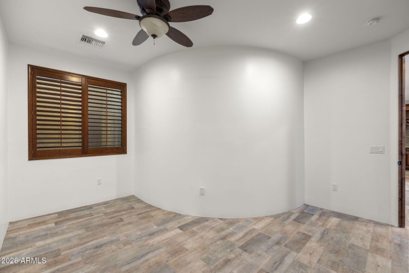 45-web-or-mls-24027-s-121st-pl