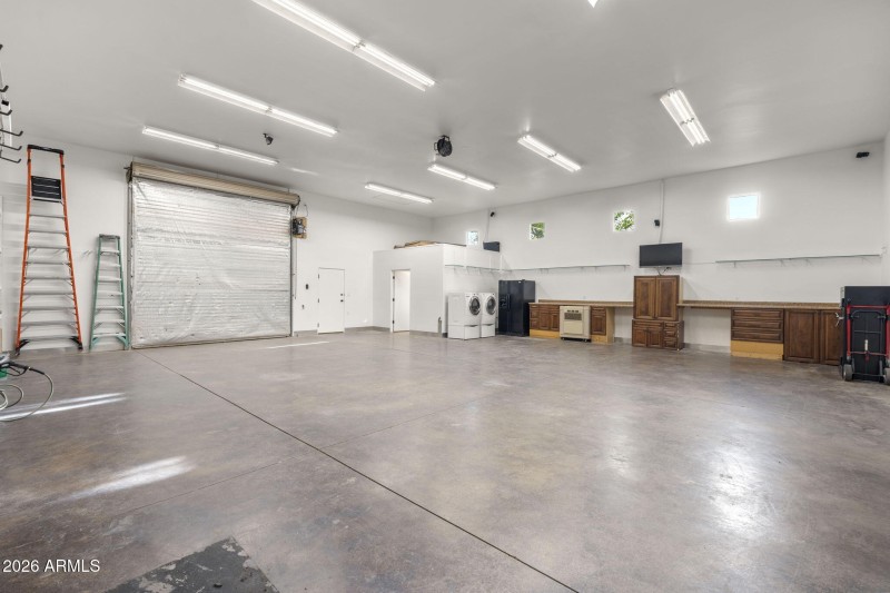 60-web-or-mls-24027-s-121st-pl