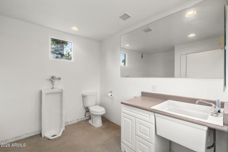 61-web-or-mls-24027-s-121st-pl