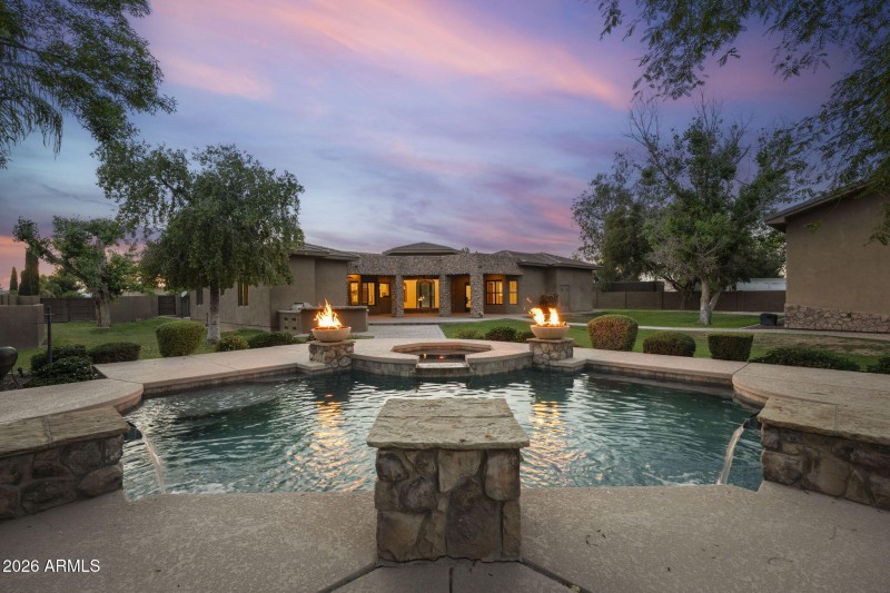 71-web-or-mls-24027-s-121st-pl