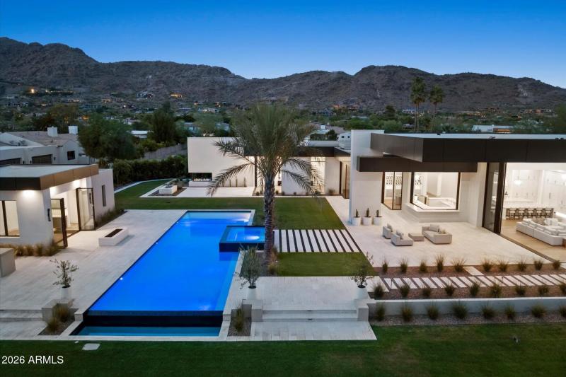 Spectacular Estate
