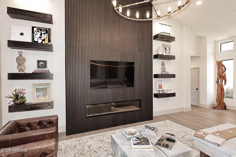 Living Room-Fireplace