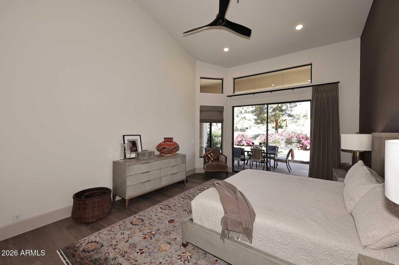 Primary Bedroom2