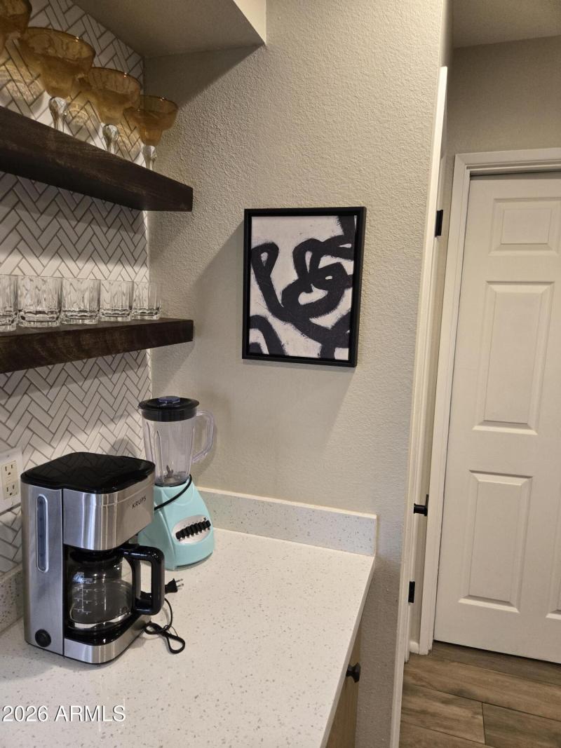 New Art and Sparkly Quartz Counters