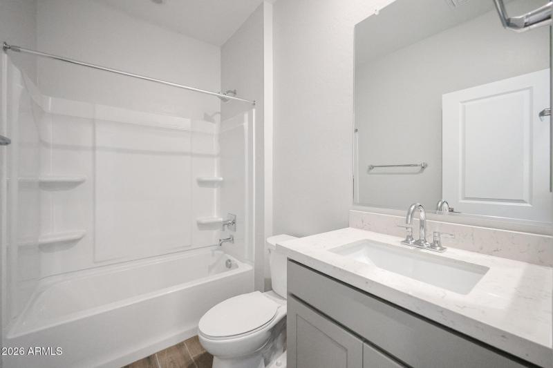 32_NCC_Ridge_02_Wren_New-Construction-ho