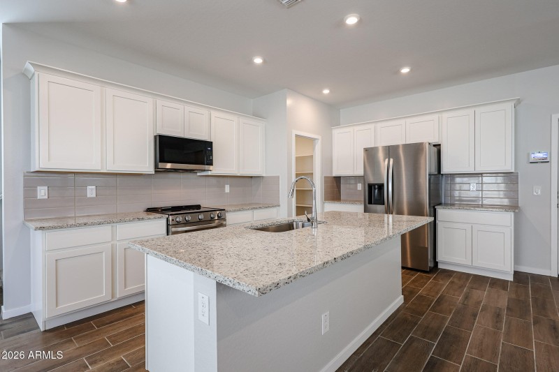 09_NCC_Ridge_62_New-Construction_Surpris