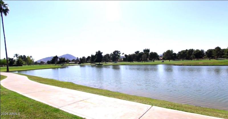 Direct Views Mountain, Water, Golf