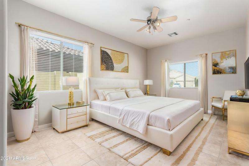 28-Holly - Bedroom - Luxury - 4
