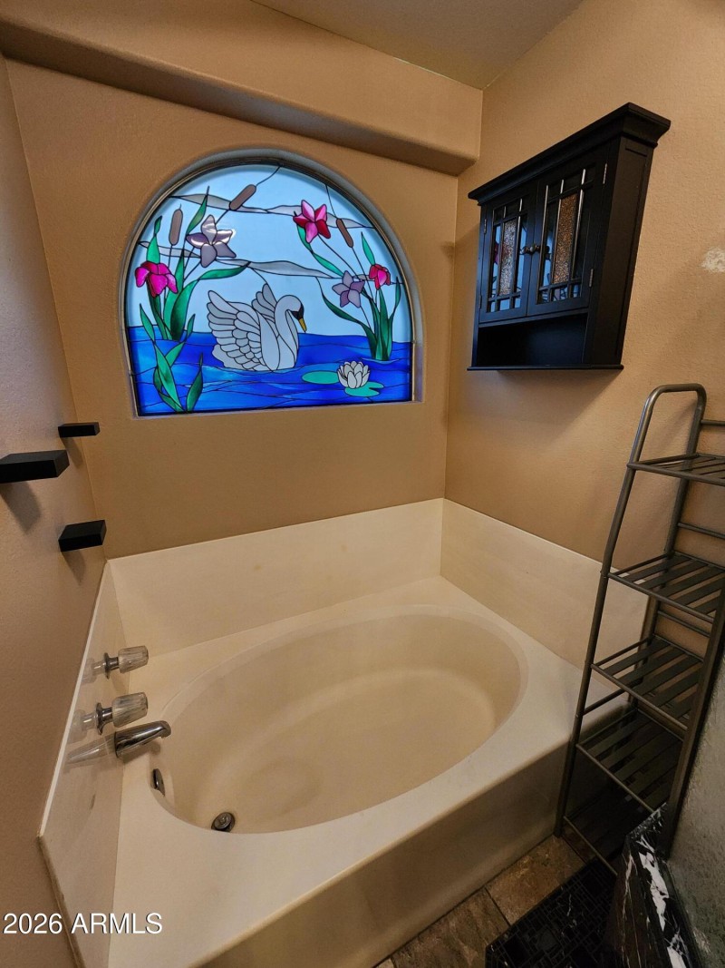Master Tub