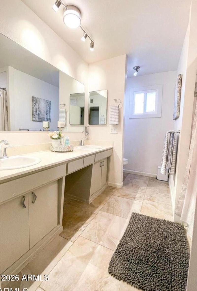 Photo #9