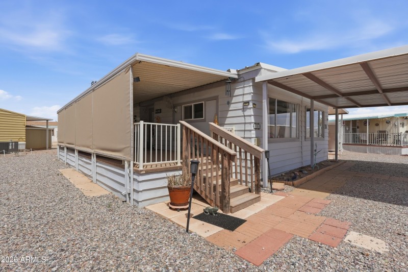 Entrance/Patio