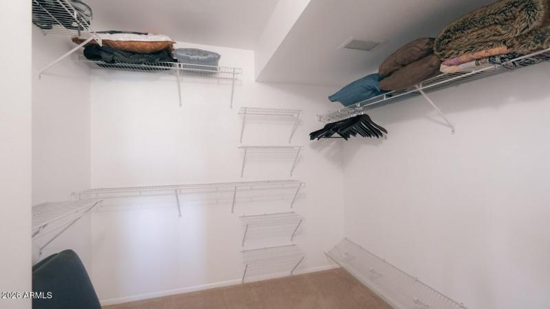 Walk-in closet - bedroom 1