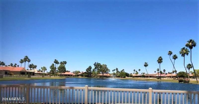 amazing views-lake