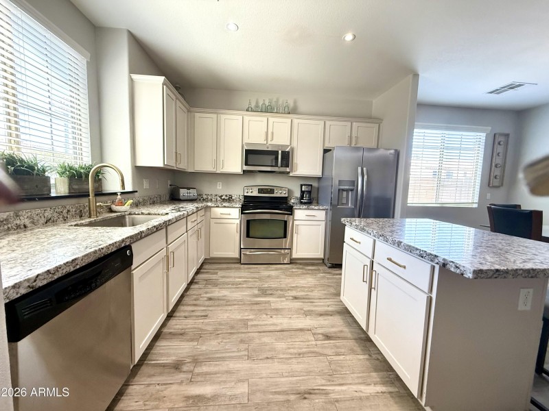KITCHEN II