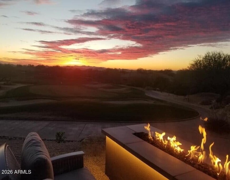 Sunset fire table (004)