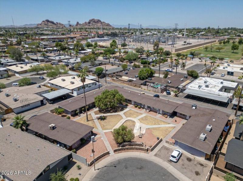3220-N-66th-Pl-Scottsdale-AZ-Building-Ph