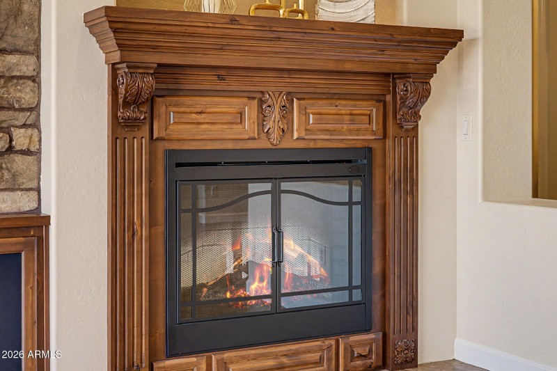 Electric fireplace