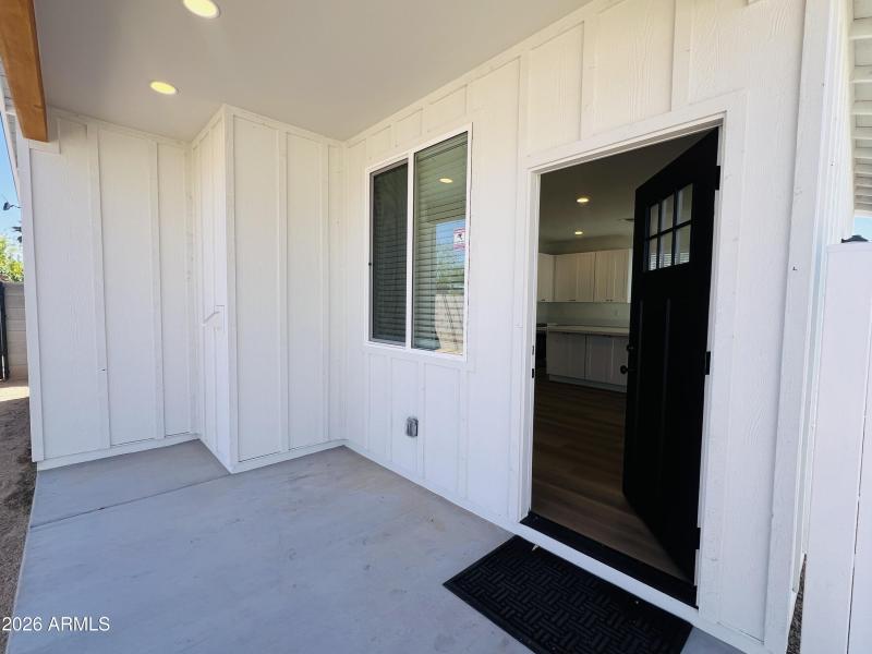 923 Porch
