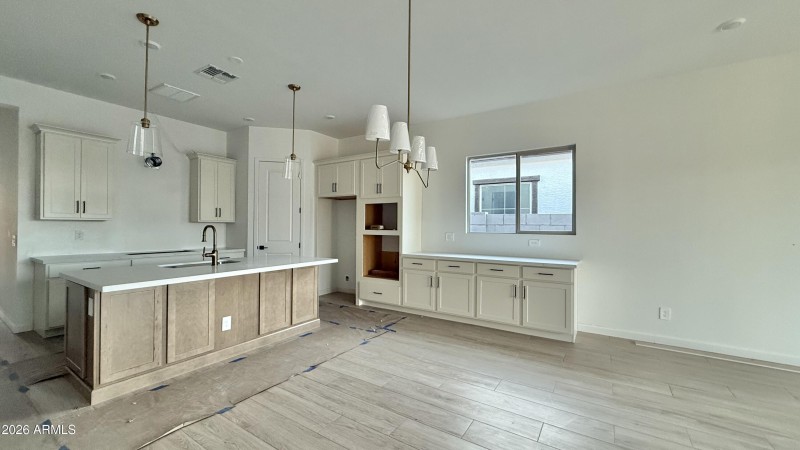 06 Kitchen and Dining