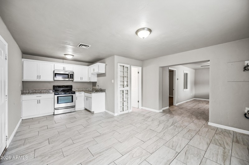 Casita kitchen