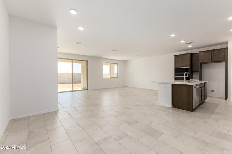 PHX_Landmarke_Lot 1060_Azure_657_Dining