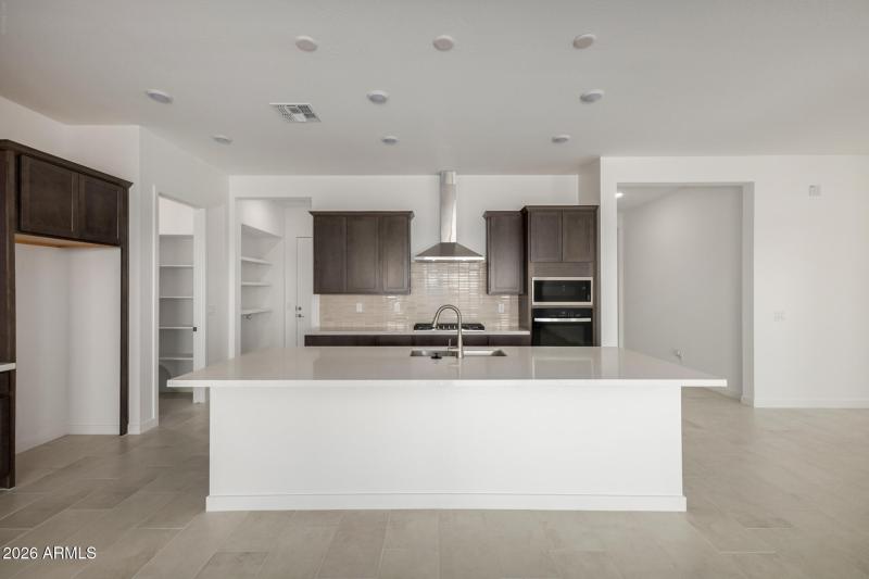 PHX_Landmarke_Lot 1184_Blush_413_kitchen