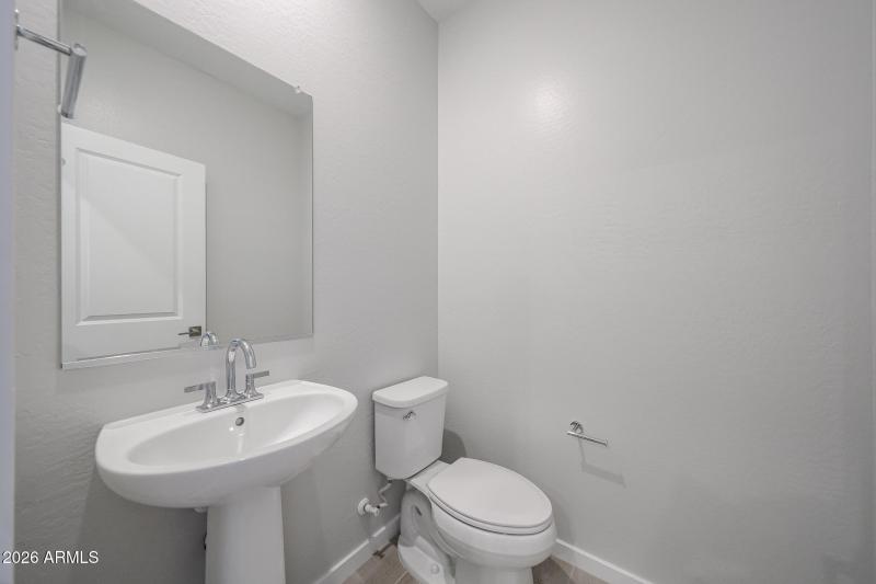 24_Lot 08-Carlsbad_Willow-at-Teravalis_n