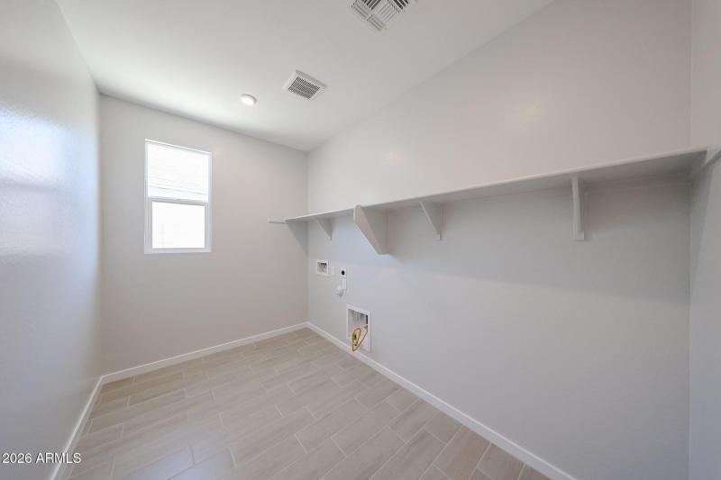 26_Lot 08-Carlsbad_Willow-at-Teravalis_n