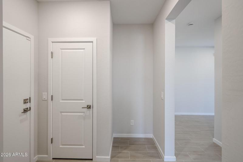 27_Lot 08-Carlsbad_Willow-at-Teravalis_n