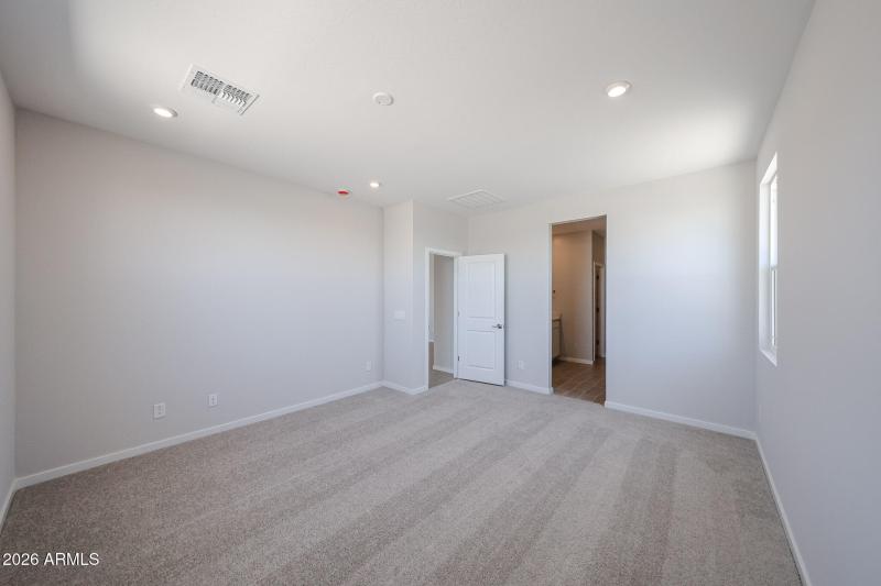 37_Lot 08-Carlsbad_Willow-at-Teravalis_n