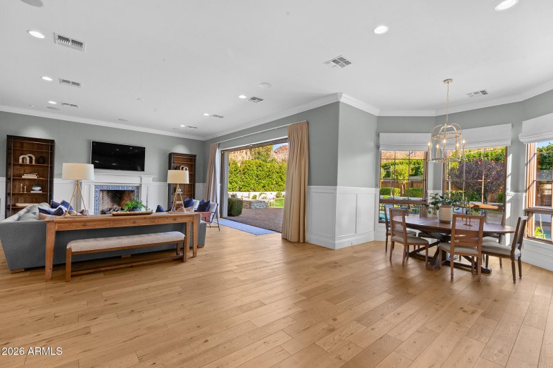 Spacious,Cozy fireplace, hardwood floors