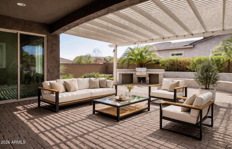Covered Patio with Pergola