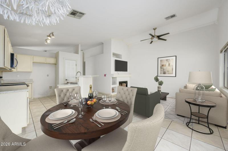 1-web-or-mls-familyroom