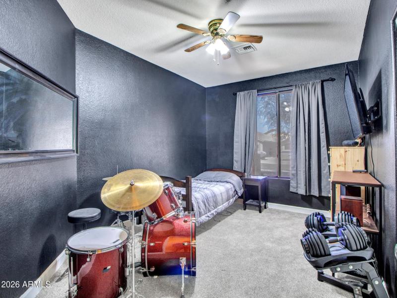 09-Bedroom-2