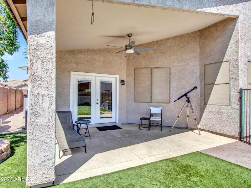 14-Backyard-(3)