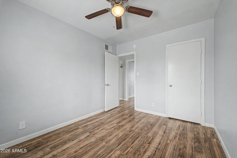 30 - 4222 Bedroom 1
