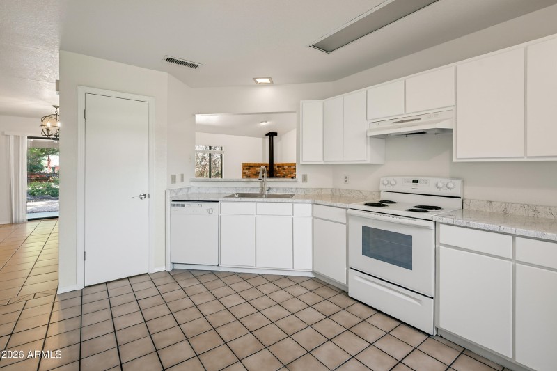 KITCHEN PASS THROUGH