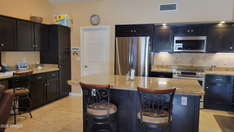 07a - Kitchen 2