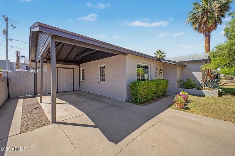 Carport