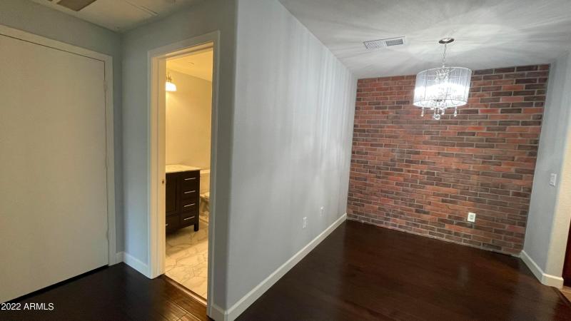 Photo #10